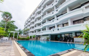 محوطه هتل محوطه هتل