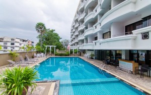 محوطه هتل محوطه هتل