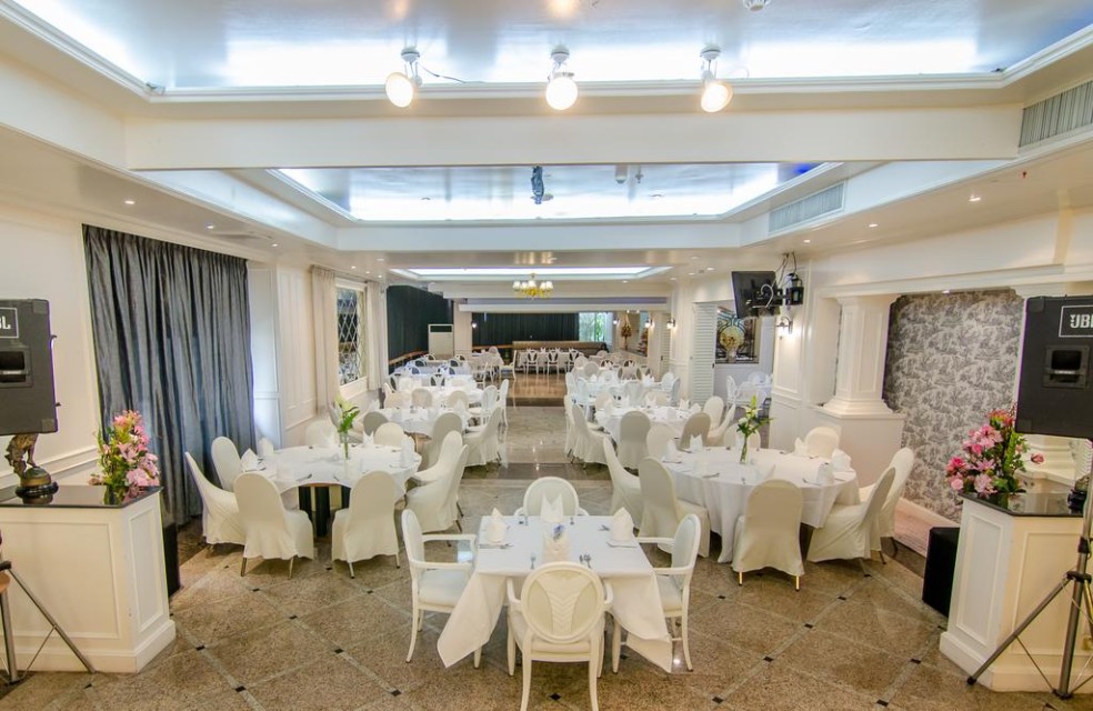 رستوران رستوران