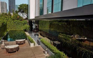 محوطه هتل محوطه هتل