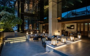 محوطه هتل محوطه هتل