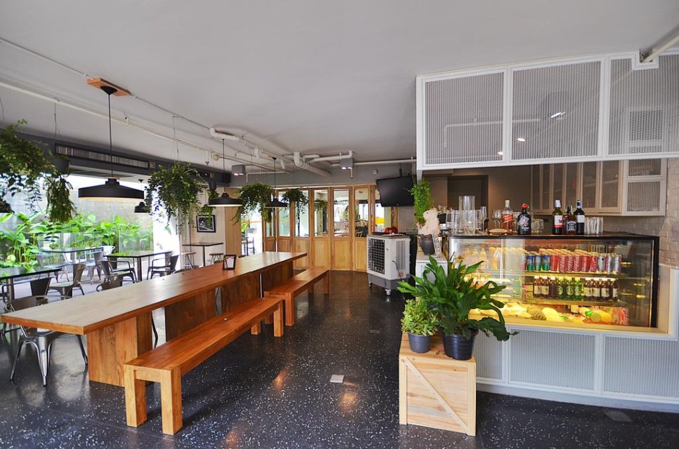 رستوران رستوران