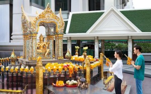 محوطه هتل محوطه هتل