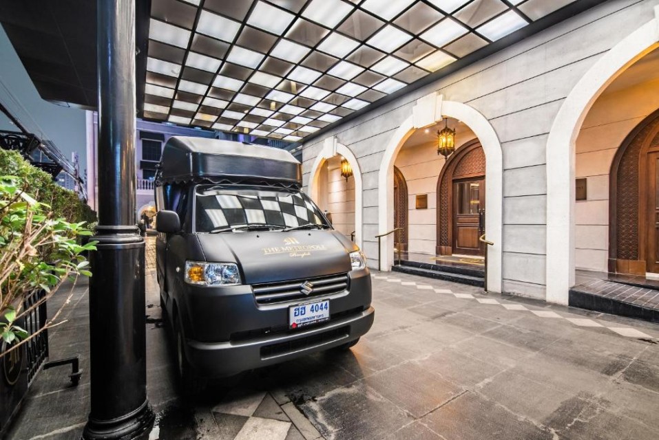 محوطه هتل محوطه هتل