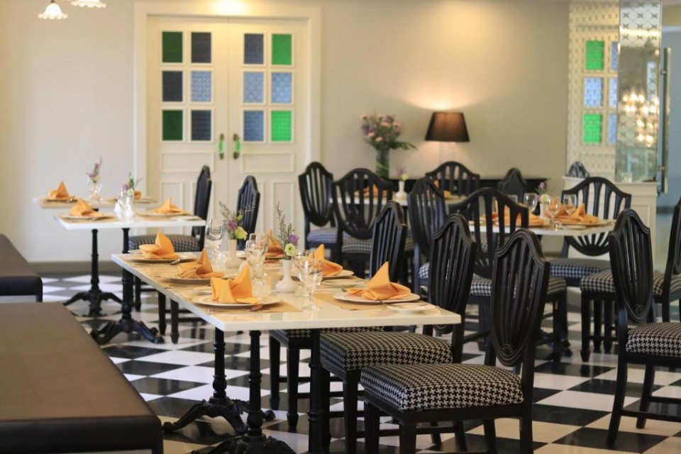 رستوران رستوران