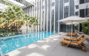 محوطه هتل محوطه هتل