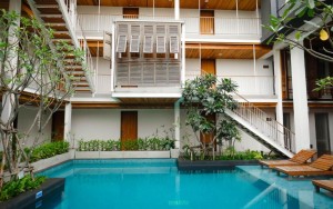 محوطه هتل محوطه هتل