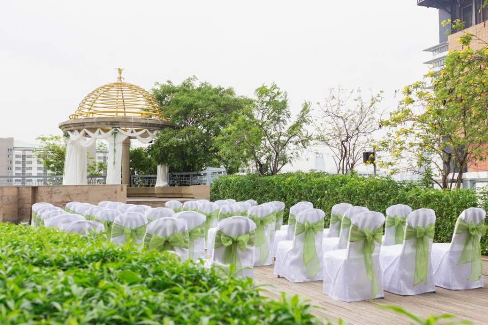 محوطه عروسی