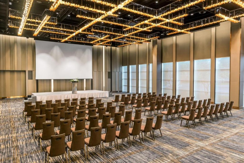 سالن همایش سالن همایش