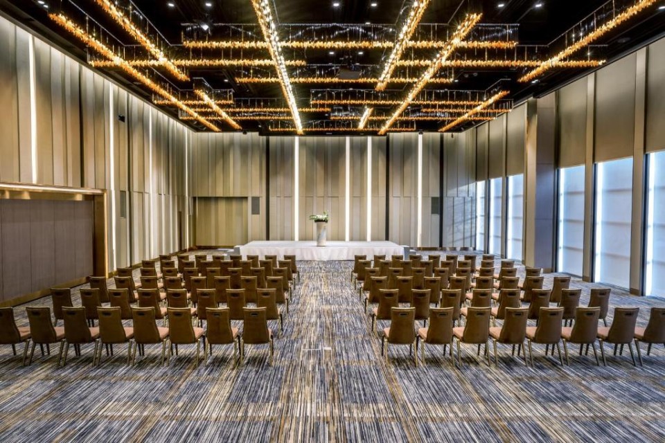 سالن همایش سالن همایش