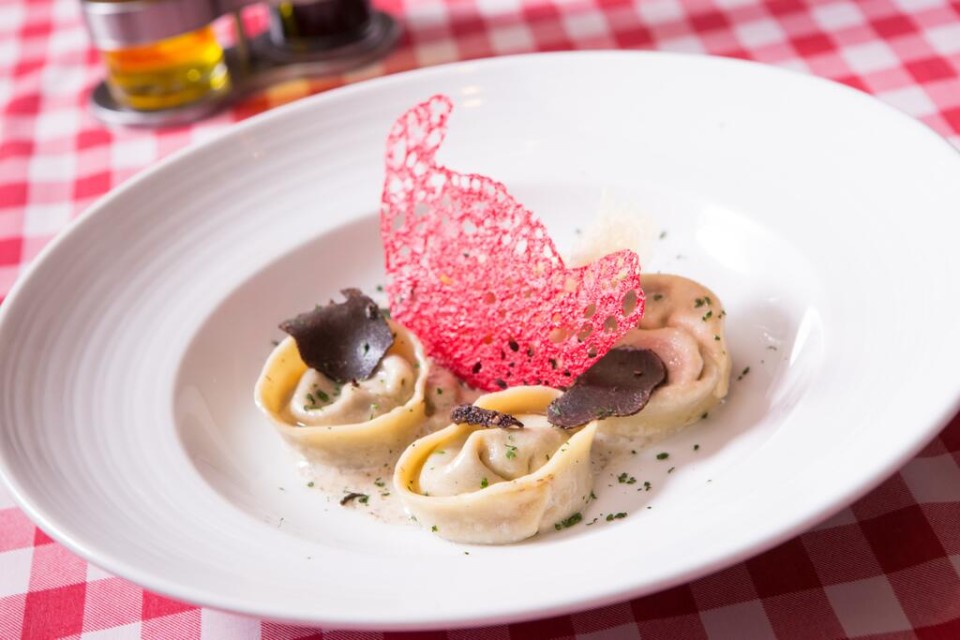 رستوران رستوران