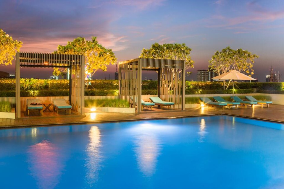 استخر استخر