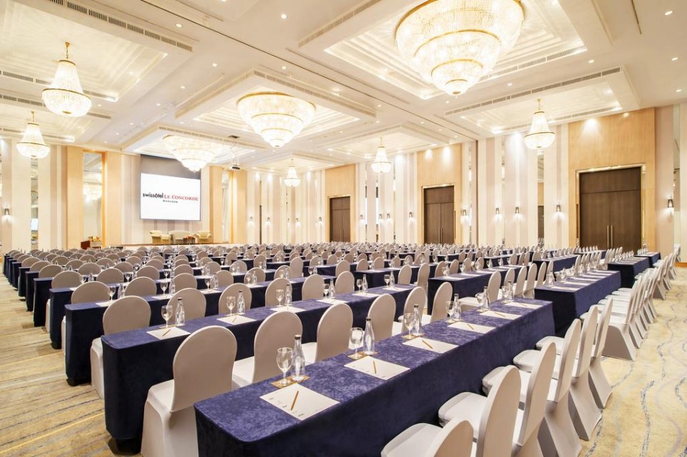 سالن همایش سالن همایش