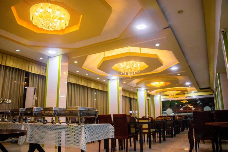 رستوران رستوران