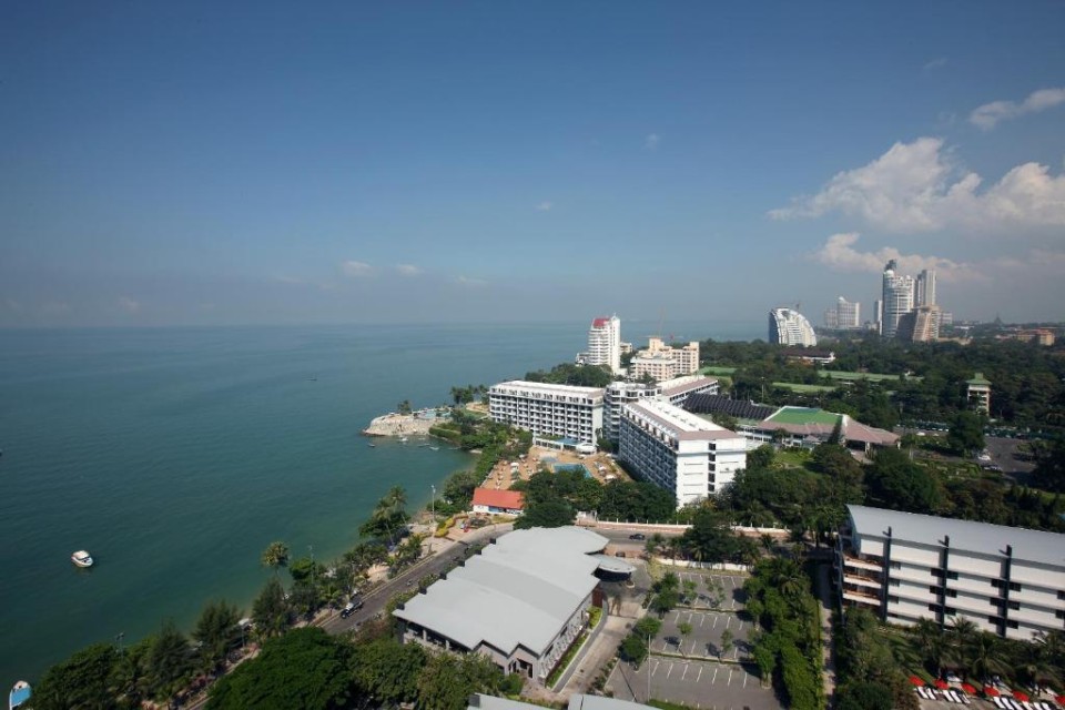 محوطه هتل محوطه هتل