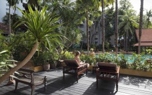 محوطه هتل محوطه هتل