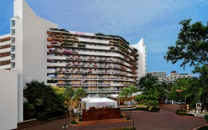 محوطه هتل محوطه هتل