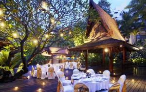 محوطه هتل محوطه هتل