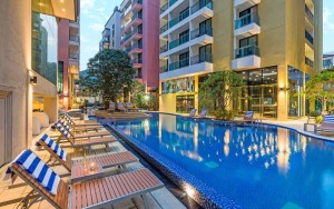 محوطه هتل محوطه هتل