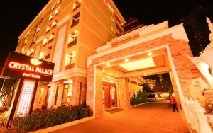 محوطه هتل محوطه هتل