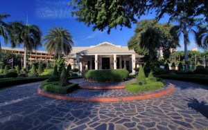 محوطه هتل محوطه هتل