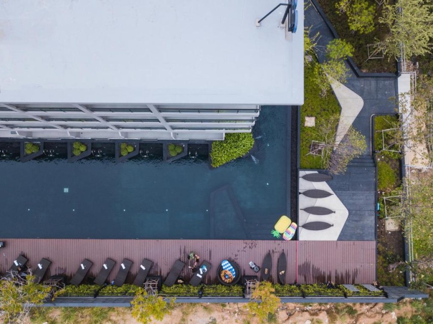 محوطه هتل محوطه هتل