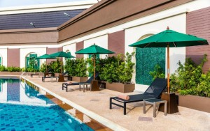 محوطه هتل محوطه هتل