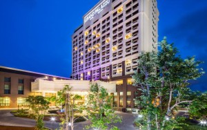 محوطه هتل محوطه هتل