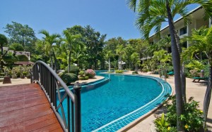 محوطه هتل محوطه هتل