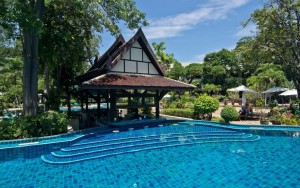 محوطه هتل محوطه هتل