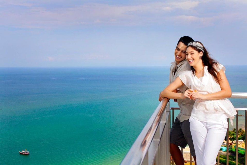 محوطه هتل محوطه هتل