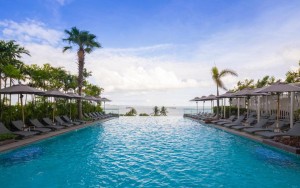 محوطه هتل محوطه هتل