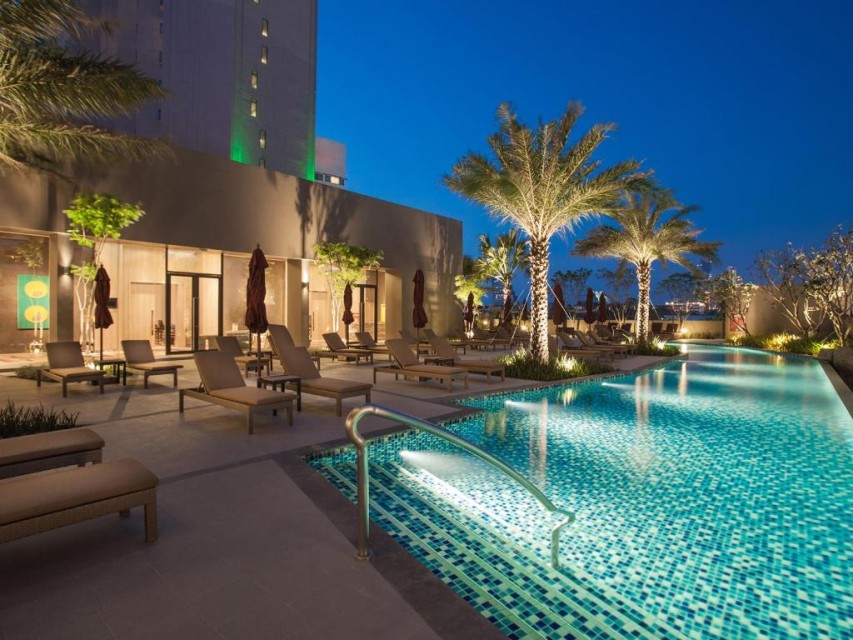 محوطه هتل محوطه هتل