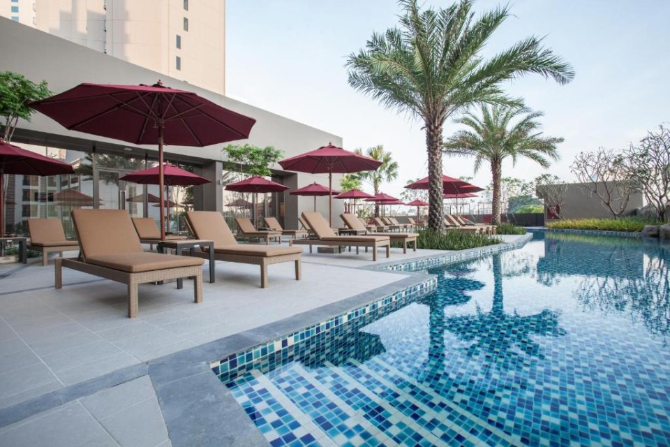 محوطه هتل محوطه هتل