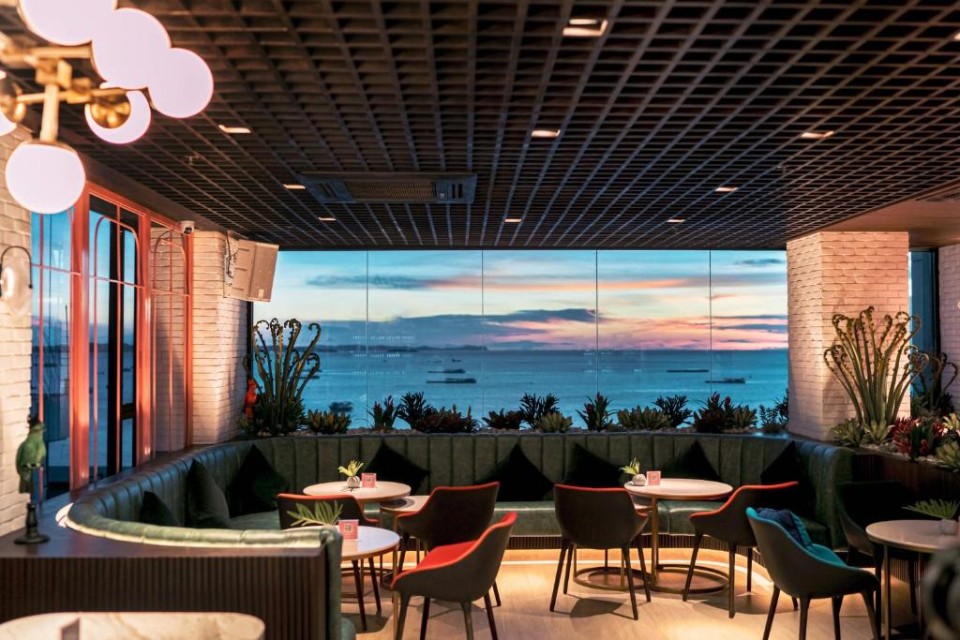 رستوران رستوران