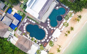 محوطه هتل محوطه هتل