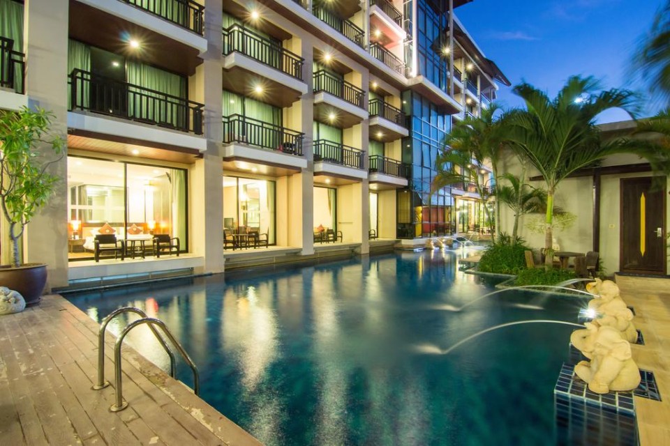 استخر استخر