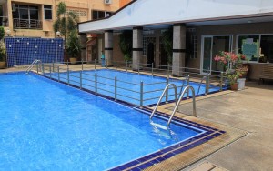 استخر استخر