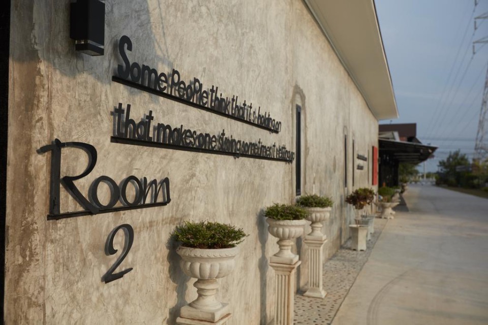 ورودی هتل ورودی هتل