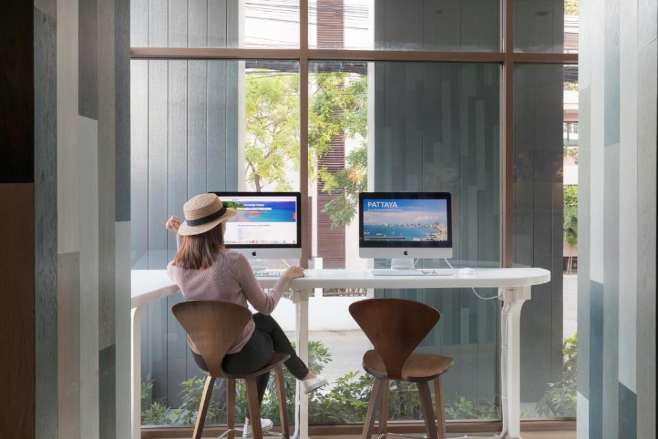 اتاق کامپیوتر اتاق کامپیوتر