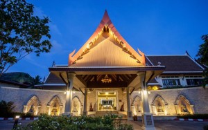 محوطه هتل محوطه هتل