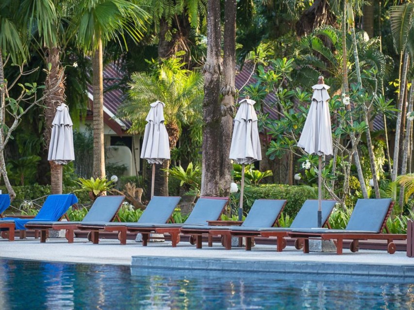 محوطه هتل محوطه هتل