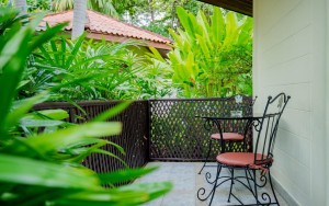 محوطه هتل محوطه هتل