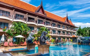 محوطه هتل محوطه هتل