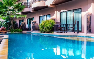 محوطه هتل محوطه هتل