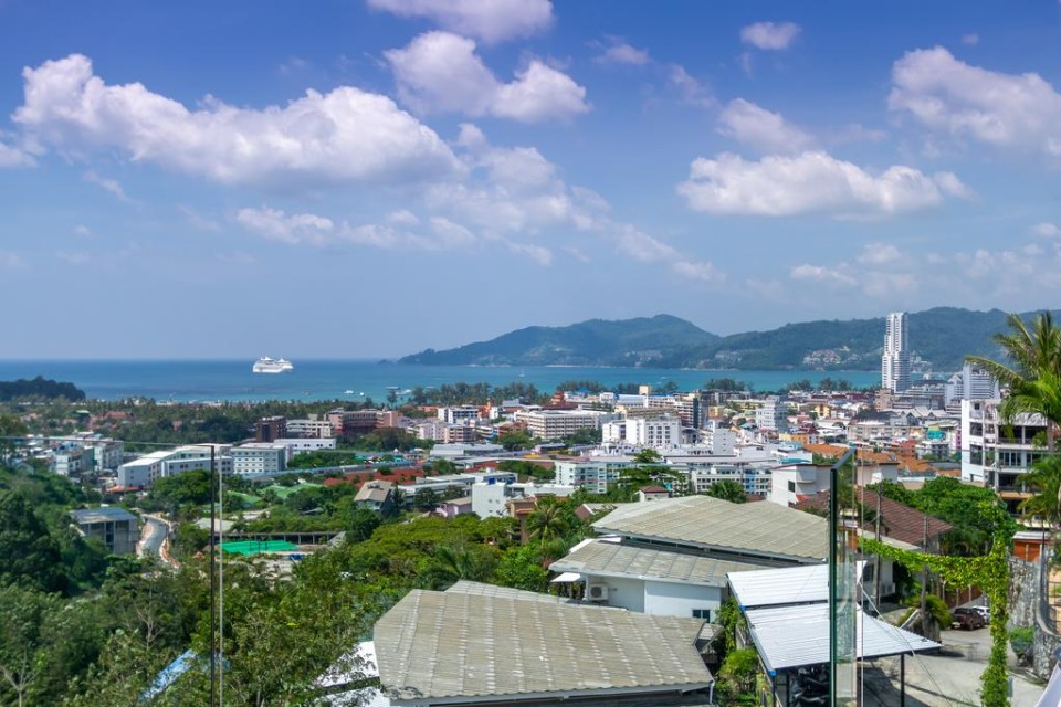 محوطه هتل محوطه هتل