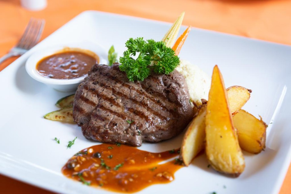 رستوران رستوران