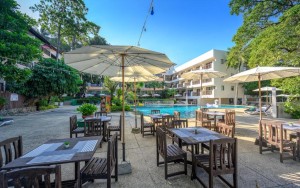 محوطه هتل محوطه هتل