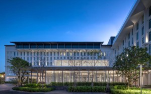 محوطه هتل محوطه هتل