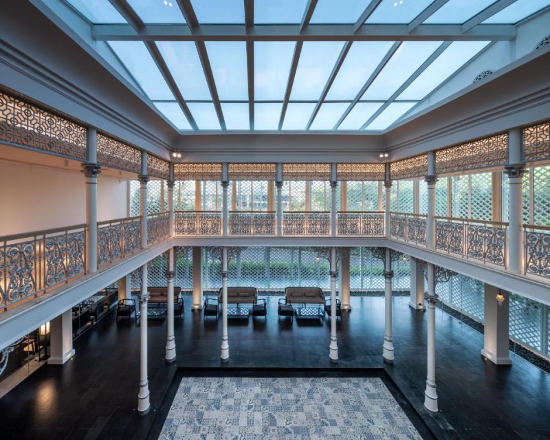 محوطه هتل محوطه هتل